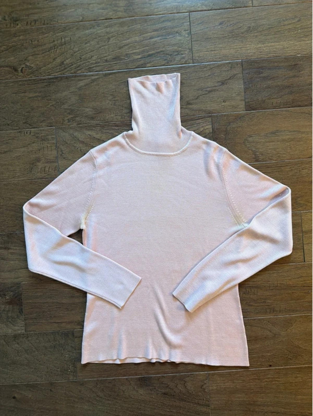 Vintage Ann Taylor Women’s M 100% Silk Turtleneck Sweater Blush Pink Long